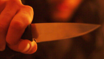 un-ragazzo-di-18-anni-e-stato-accoltellato-a-morte-a-reggio-emilia