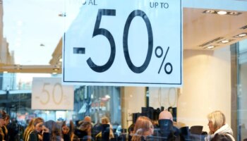 giovedi-6-luglio-al-via-i-saldi-estivi-in-sardegna