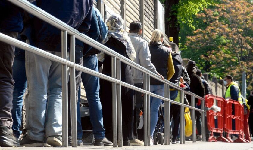 a-rischio-poverta-quasi-un-italiano-su-quattro