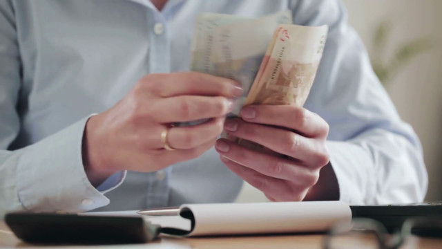 in-calo-i-prestiti-bancari-al-settore-privato