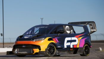 il-ford-supervan-4.2-protagonista-della-101^-pikes-peak