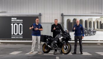bmw-motorrad-festeggia-il-milionesimo-gs-con-motore-boxer