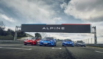 alpine-arriva-in-israele