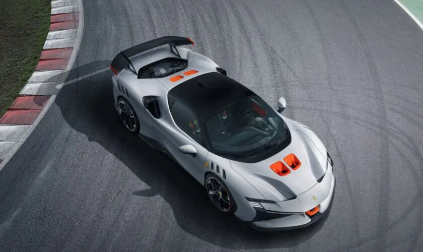 ferrari-presenta-sf90-xx-stradale-e-spider