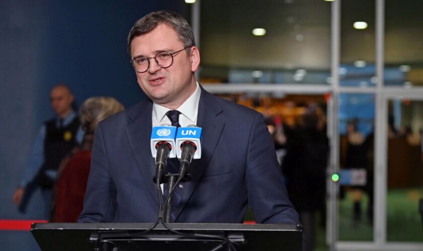 ucraina,-kuleba-“negozieremo-con-la-russia-solo-quando-si-ritirera”