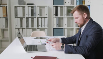 ey-porta-in-televisione-il-mondo-della-consulenza