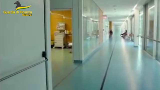 messina,-assunzioni-di-favore-in-ospedale.-arrestati-politico-e-medico