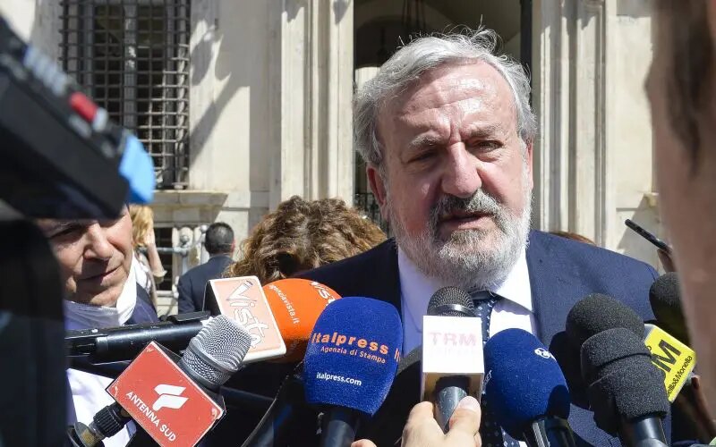 puglia,-emiliano-“turismo-si-annuncia-tra-i-piu-importanti-ultimi-anni”