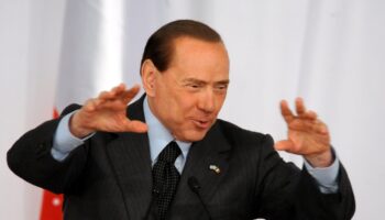 berlusconi,-nessuno-dei-figli-avra-il-“controllo-solitario”-di-fininvest
