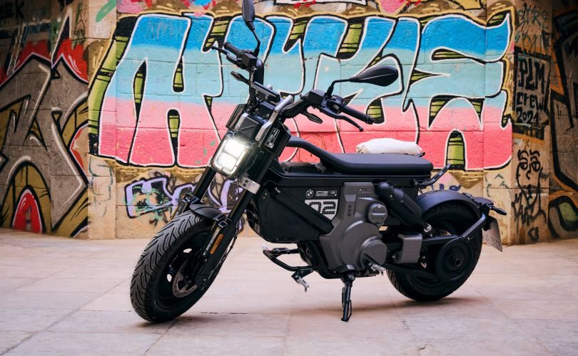 nuovo-bmw-ce-02,-eparkourer-per-una-mobilita-tutta-nuova