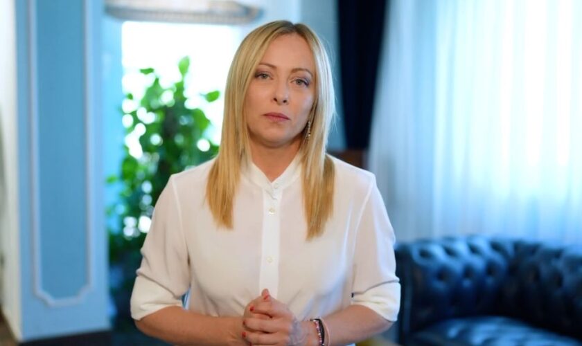 meloni-“con-carta-dedicata-a-te-un-aiuto-alle-famiglie-su-caro-prezzi”