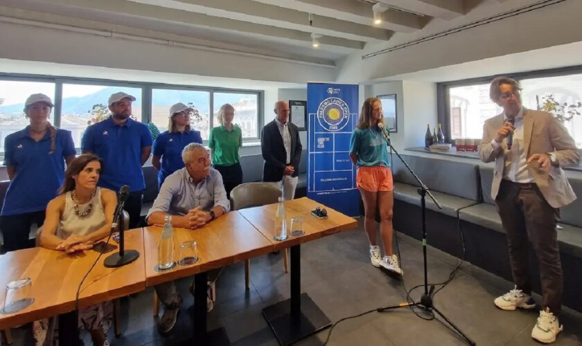 al-via-i-palermo-ladies-open,-top-10-kasatkina-la-stella