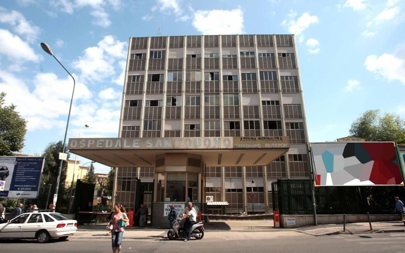 napoli,-bimbo-ferito-da-un-colpo-accidentale-dalla-pistola-del-nonno