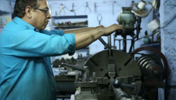 al-nord-si-lavora-due-mesi-in-piu-che-al-sud