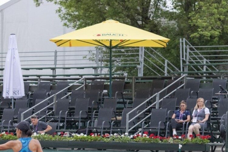 il-“furto”-subito-dalla-tennista-zhang-durante-il-torneo-di-budapest