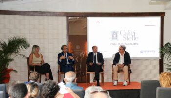 torna-in-sicilia-“calici-di-stelle”,-30-cantine-aprono-al-pubblico