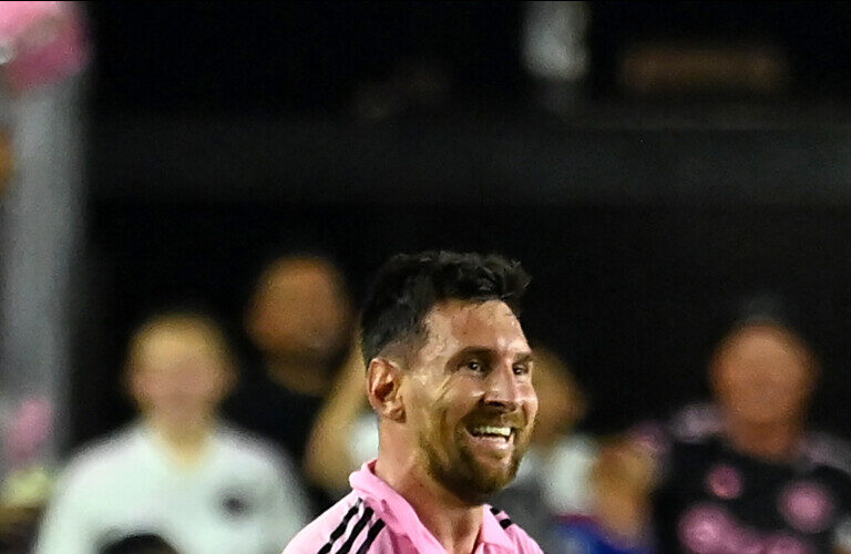 messi-gol-vittoria-al-debutto, tifosi-miami-in-delirio