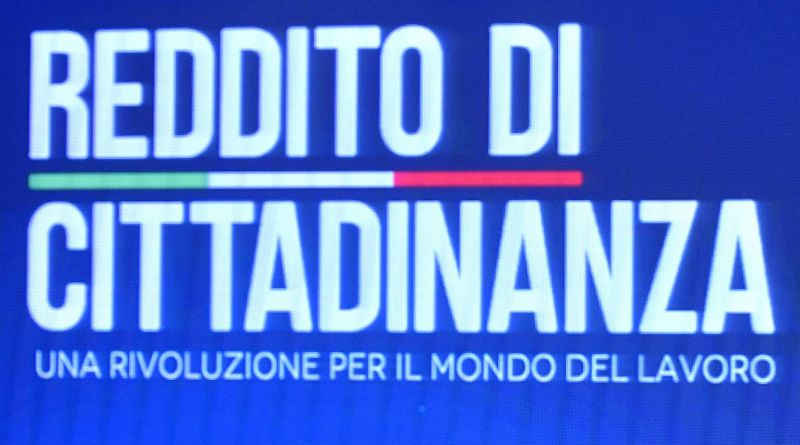 perde-il-reddito-di-cittadinanza-e-minaccia-di-dar-fuoco-alla-stanza-del-sindaco-a-terrasini