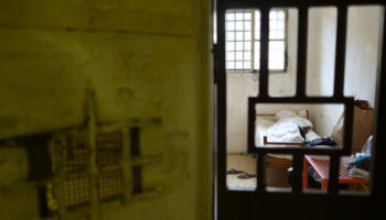 l’assassino-di-carol-maltesi-aggredito-a-colpi-di-penna-nel-sonno