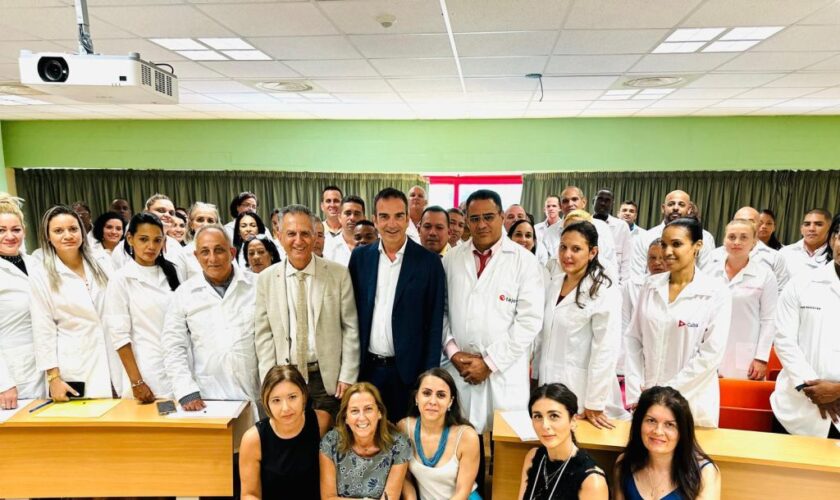 arrivati-in-calabria-120-medici-cubani,-occhiuto-“grazie”