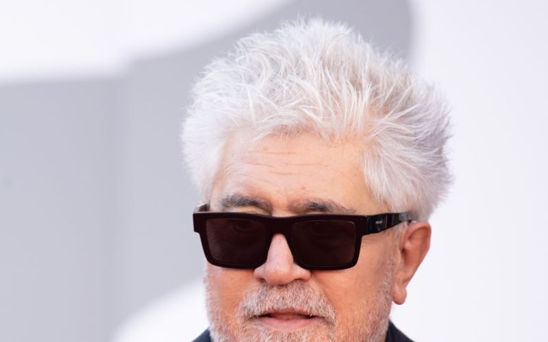 almodovar,-il-corto-“strange-way-of-life”-dal-21-settembre-al-cinema