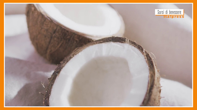 sorsi-di-benessere-–-un-gustoso-smoothie-ispirato-alla-pina-colada