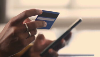 aumenta-l’uso-dei-canali-digitali-per-le-operazioni-bancarie