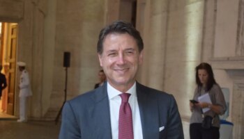 salario-minimo,-conte-“governo-ha-buttato-la-palla-in-tribuna”