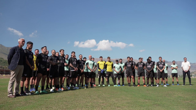 palermo-al-lavoro-per-la-prima-volta-nella-sua-nuova-casa