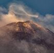 anelli-di-fumo-e-‘champagne’-di-lava,-l’etna-da-spettacolo