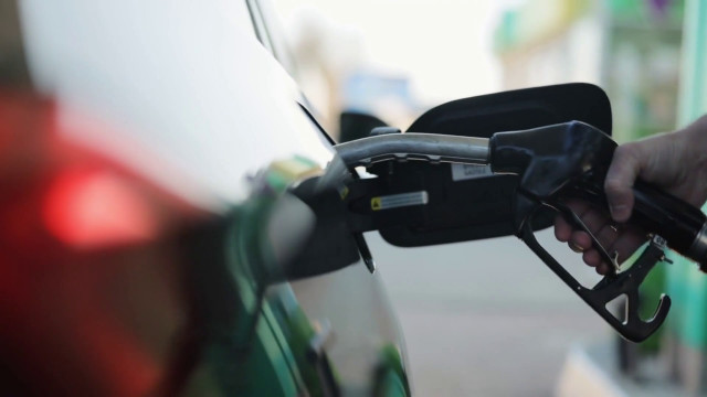 carburanti,-i-prezzi-frenano-la-corsa-ma-restano-alti