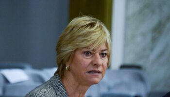 pinotti-“basta-machismo,-da-ministra-ho-celebrato-l’unione-di-due-soldatesse”