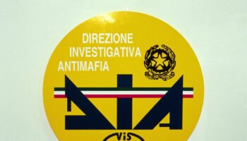 in-barca-a-vela-con-700-chili-di-cocaina-al-largo-delle-canarie,-4-arresti