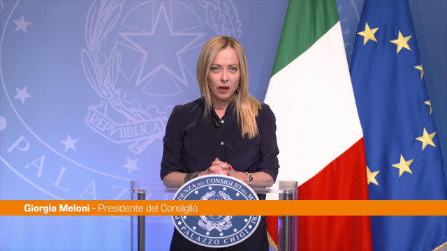 ucraina,-meloni-“la-russia-ritiri-le-truppe,-serve-una-pace-giusta”