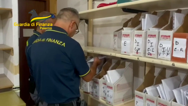 truffa-nel-palermitano,-oltre-1.800-contratti-di-assicurazione-falsi