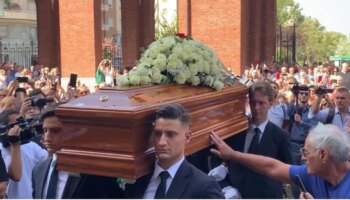 a-milano-l’ultimo-saluto-a-toto-cutugno-sulle-note-de-“l’italiano”