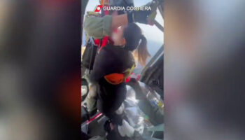 uomo-ha-un-malore-sulla-nave-da-crociera,-soccorso-con-l’elicottero