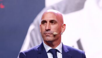 rubiales-non-si-dimette-ma-la-spagna-e-in-rivolta