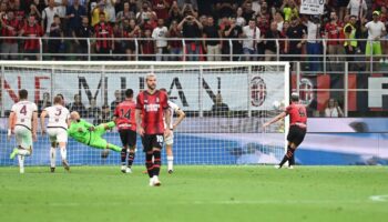 poker-milan-a-san-siro,-torino-battuto-4-1