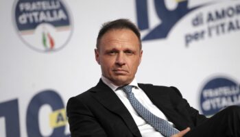 card-“dedicata-a-te”,-lollobrigida-“consegnate-oltre-1-mln-di-tessere”