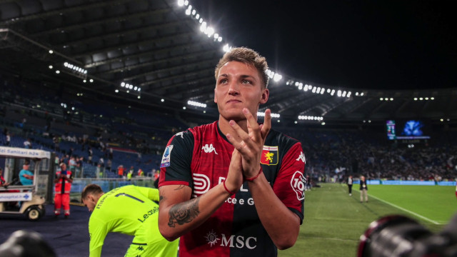 il-pallone-racconta-–-napoli,-milan-e-verona-volano