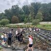 appello-per-il-campo-di-fragole-distrutto-dal-maltempo,-si-presentano-80-volontari