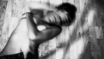 la-disperazione-della-ragazza-stuprata-a-palermo:-“mi-state-portando-alla-morte”