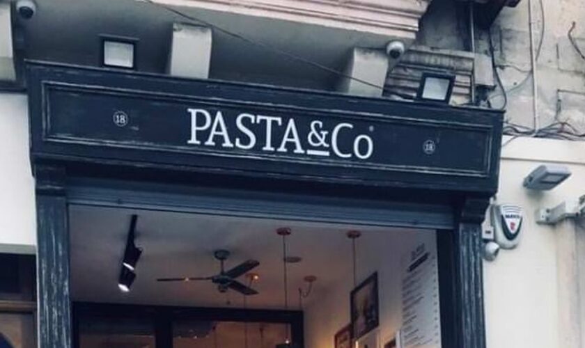 giovani-siciliani-non-pagano-la-cena-a-malta,-il-padre-fa-una-donazione