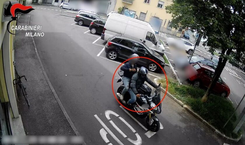 milano,-finti-carabinieri-pedinavano-anziane-per-derubarle.-arrestati