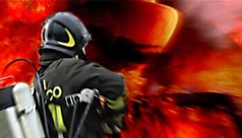 camper-a-fuoco-ad-olbia,-trovato-un-corpo-carbonizzato- 