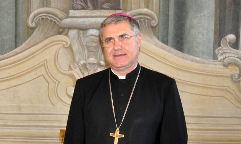 arcivescovo-di-palermo-“chi-stupra-o-appicca-roghi-violenta-santa-rosalia”