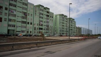 maxi-blitz-in-corso-a-caivano,-400-uomini-setacciano-il-parco-verde