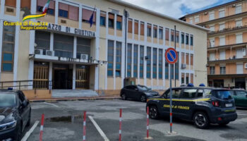 truffa-sul-“bonus-facciate”,-31-indagati-e-sequestri-per-52-milioni