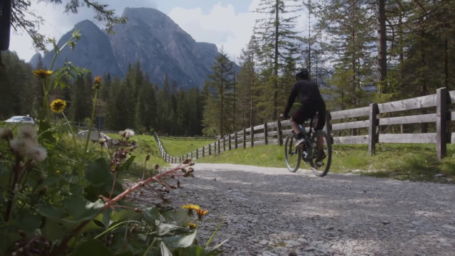 il-caro-vacanze-si-fa-sentire-per-due-italiani-su-tre